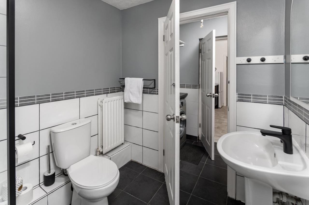 Talton House - Air Host & - Free Parking