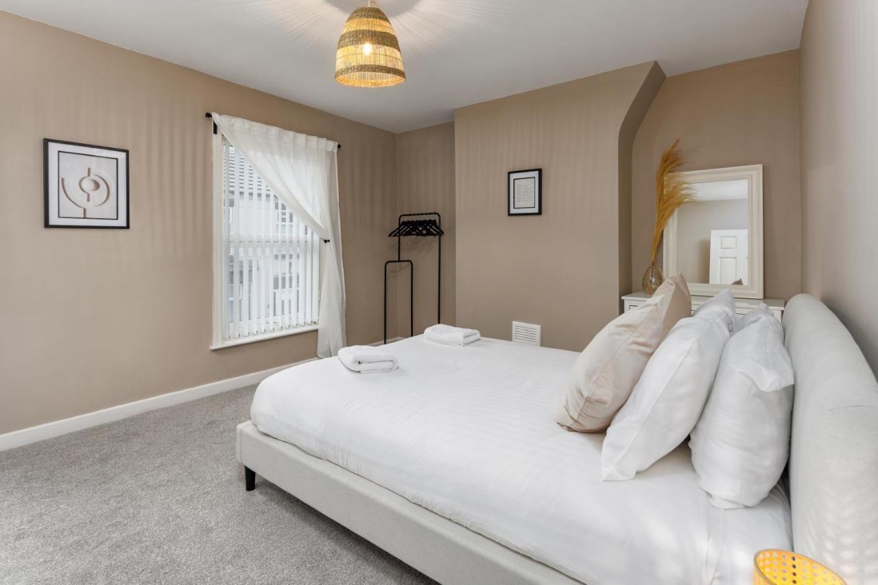 Talton House - Air Host & - Free Parking Apartment Liverpool